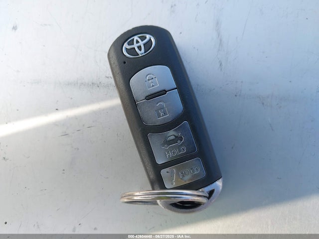 3MYDLBYV2JY322653 Toyota p5v