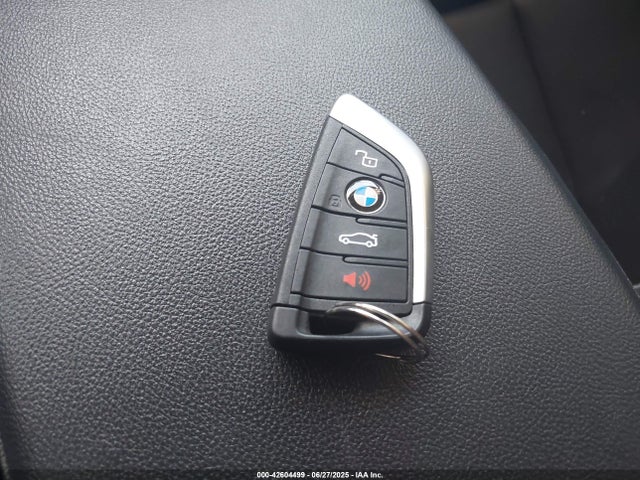 5UX53DP08P9T28202 BMW X3