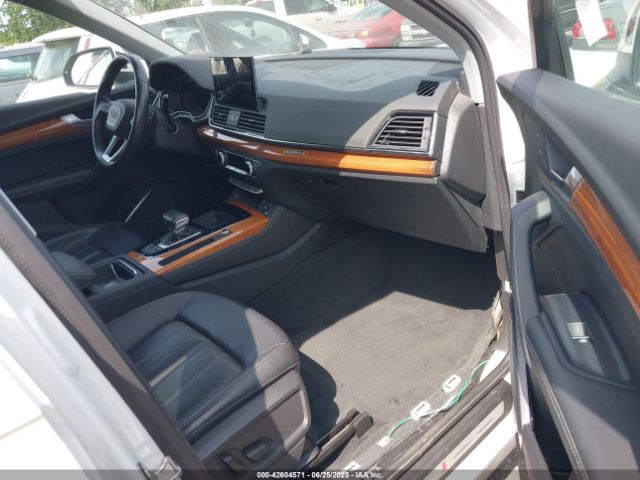 2022 AUDI Q5 WA1EAAFY9N2112369 Photo 4