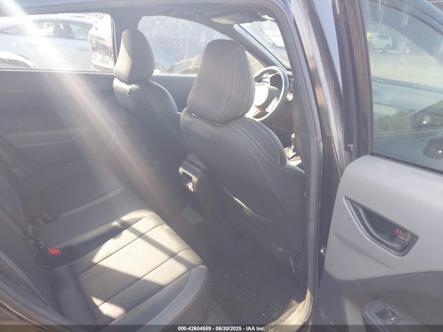 4S4GUHU68R3795418 Subaru na