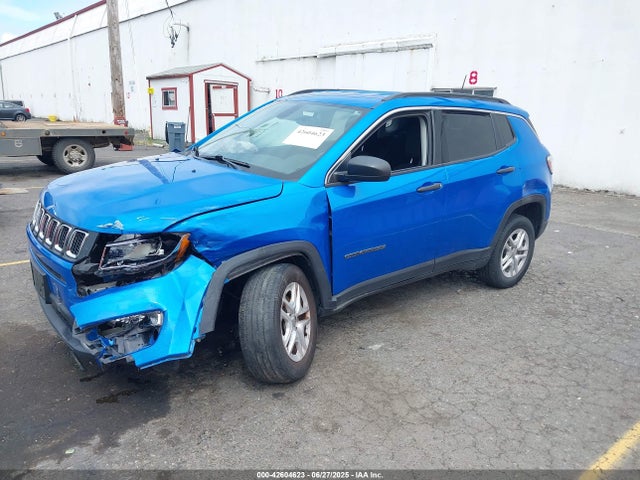 3C4NJDAB9LT242772 Jeep 2020