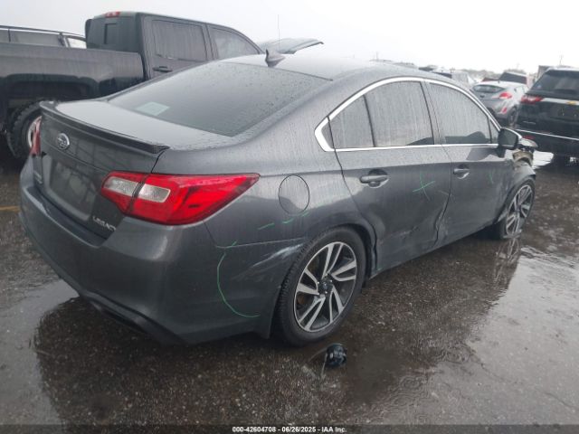 2018 SUBARU LEGACY 4S3BNAR65J3040937 Photo 3