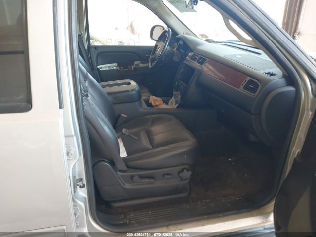 2012 CHEVROLET TAHOE 1GNSCBE01CR326465 Photo 4