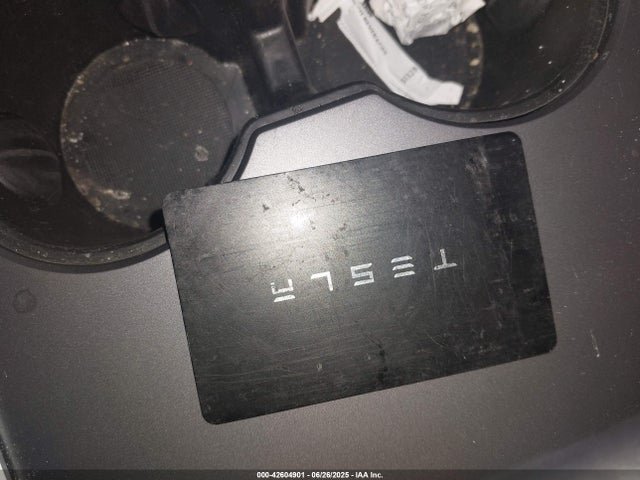 2021 TESLA MODEL Y 5YJYGDEE6MF233835 Photo 10