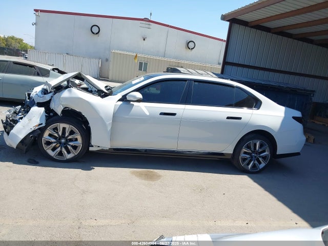 BMW i7 2023 WBY53EJ02PCN79282 Image 13