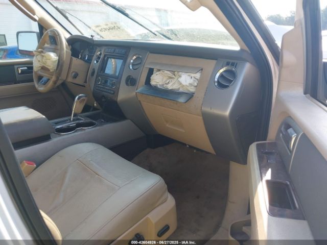 2011 FORD EXPEDITION 1FMJU1J59BEF39131 Photo 4
