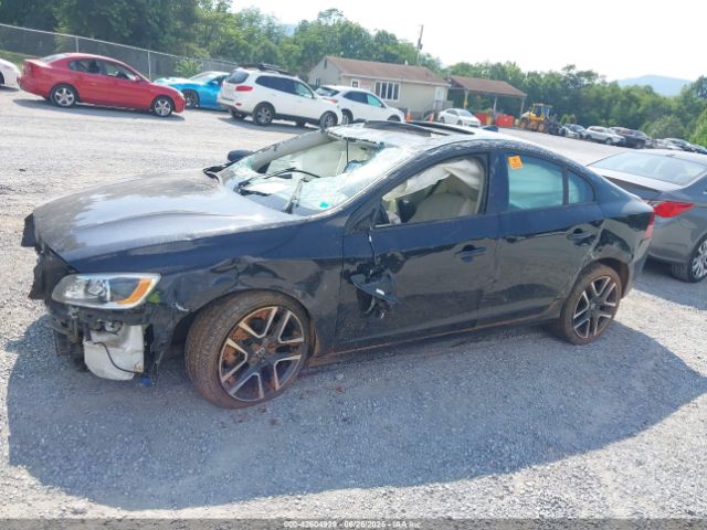 2017 VOLVO S60 YV126MFL0H2435319 Photo 5