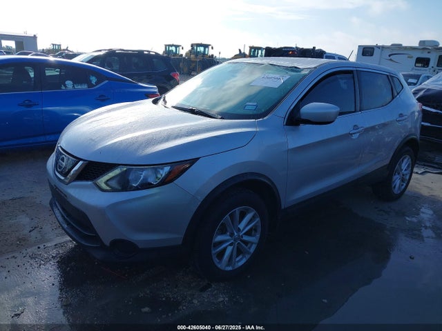 JN1BJ1CP1JW164072 Nissan 2018