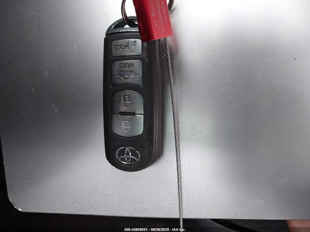 3MYDLBYV8HY184286 Toyota p5v