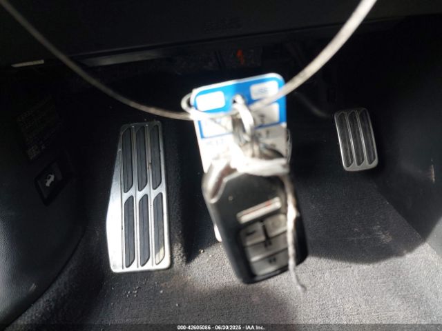 2021 ACURA RDX 5J8TC2H65ML001269 Photo 10