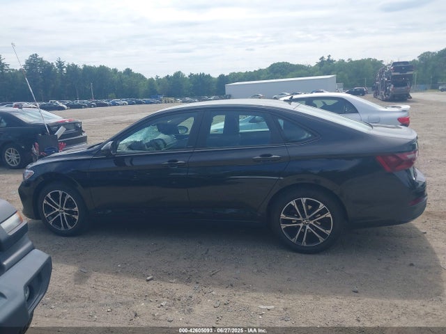 Volkswagen tsi 2024 3VWBM7BU5RM080893 Image 15