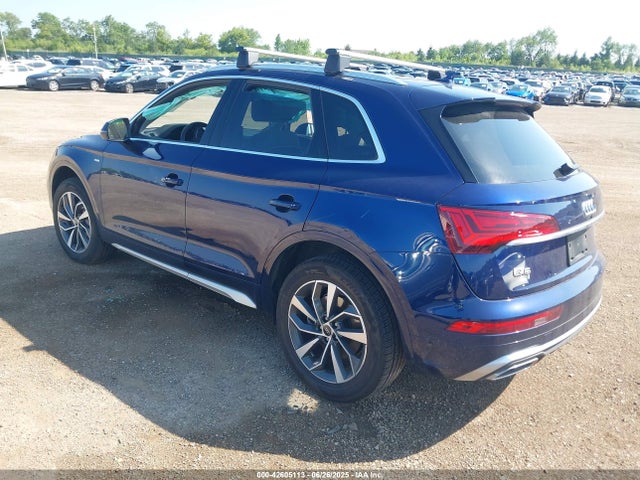 2022 AUDI Q5 WA1GAAFY1N2102072 Photo 2