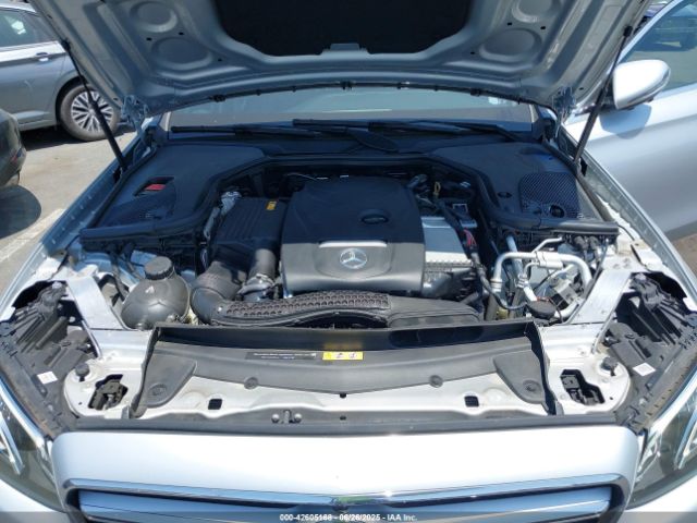 WDDZF4JB3KA653051 Mercedes-Benz m274