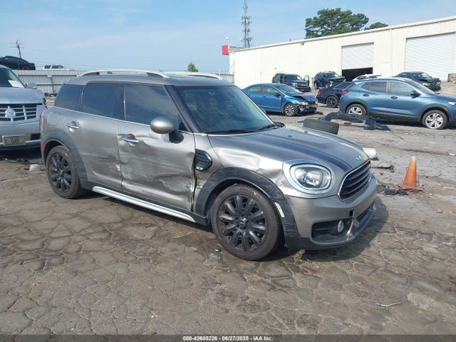 2017 MINI COUNTRYMAN WMZYS7C39H3E06769 Photo 0