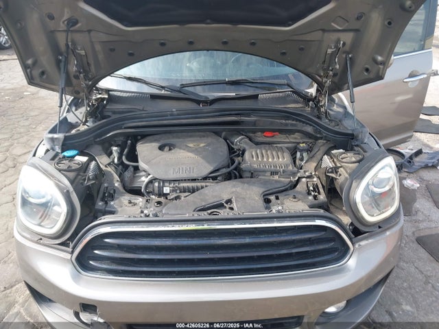 2017 MINI COUNTRYMAN WMZYS7C39H3E06769 Photo 9