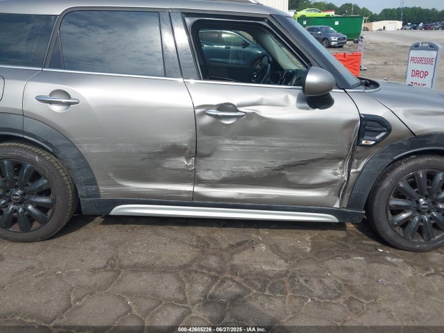 2017 MINI COUNTRYMAN WMZYS7C39H3E06769 Photo 5