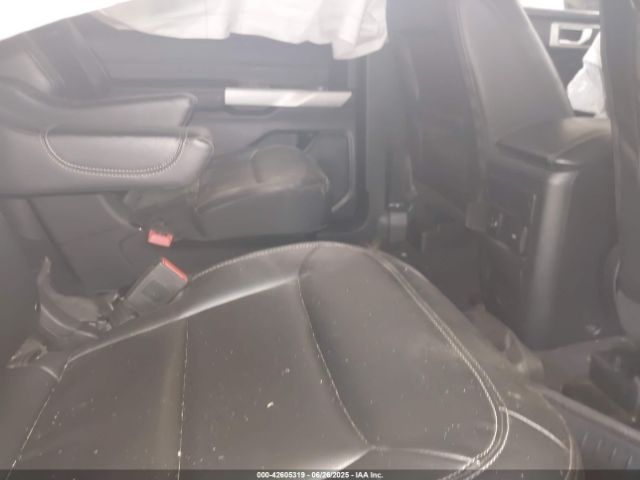 2022 FORD EXPLORER 1FMSK8DH6NGB73436 Photo 7