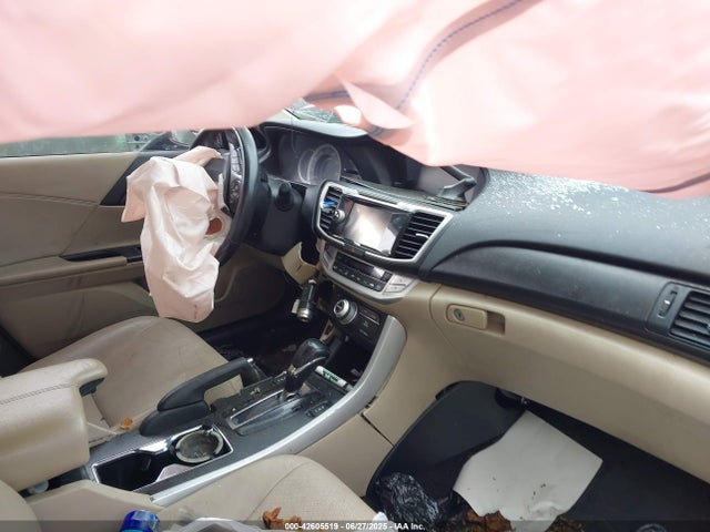 Honda j35y1 2014 1HGCR3F85EA038019 Image 5