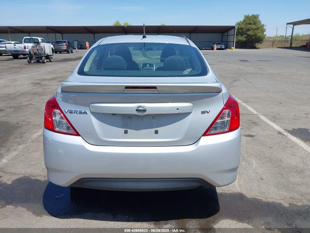3N1CN7AP5KL819663 Nissan 2019