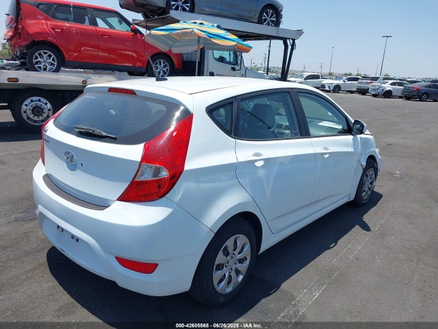 KMHCT5AE4HU323981 Hyundai 2017