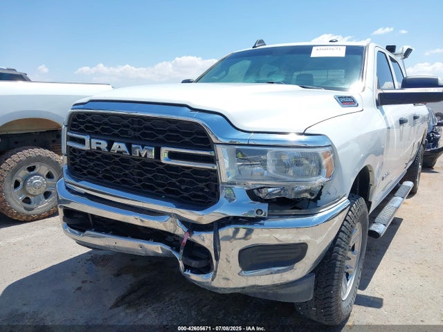 3C6UR5HJ3KG604164 RAM 2019