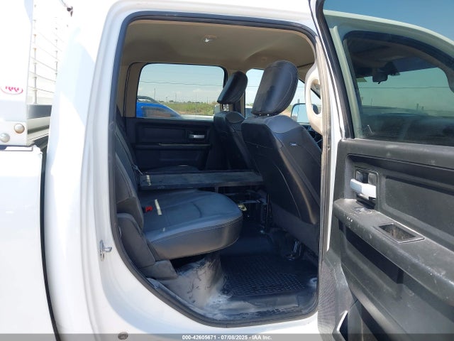 3C6UR5HJ3KG604164 RAM 2019