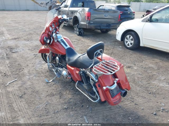 2011 HARLEY-DAVIDSON FLHX 1HD1KB413BB642778 Photo 2