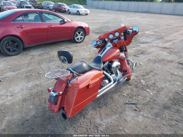 2011 HARLEY-DAVIDSON FLHX 1HD1KB413BB642778 Photo 3