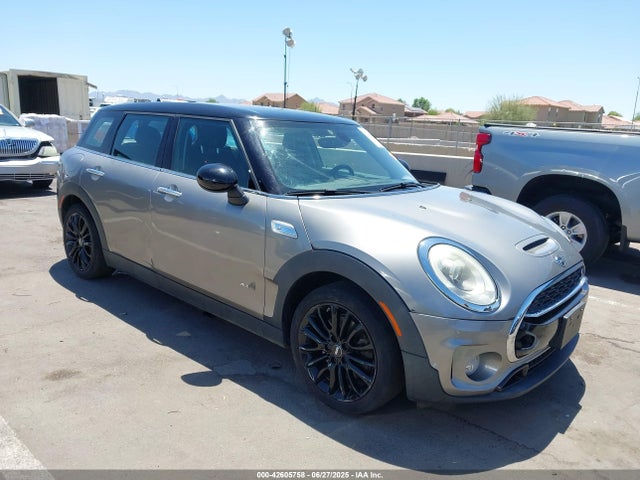 2017 MINI CLUBMAN WMWLU5C5XH2C45989 Photo 0