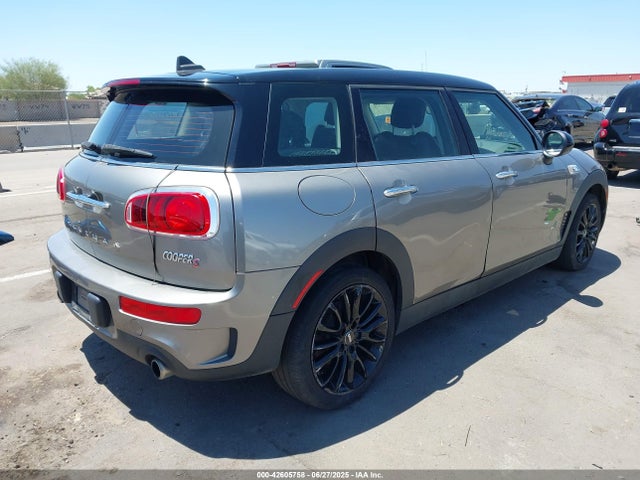 2017 MINI CLUBMAN WMWLU5C5XH2C45989 Photo 3