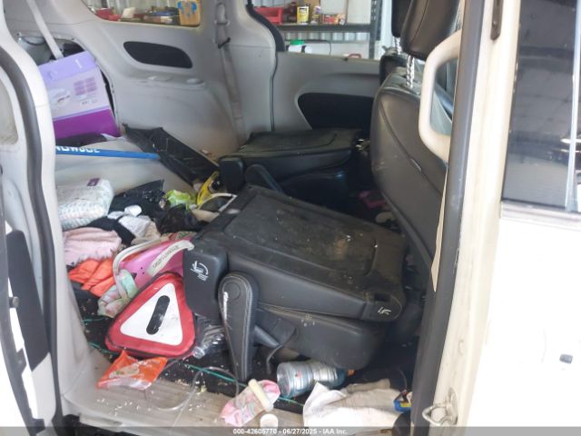 2020 CHRYSLER VOYAGER 2C4RC1DG9LR163834 Photo 7