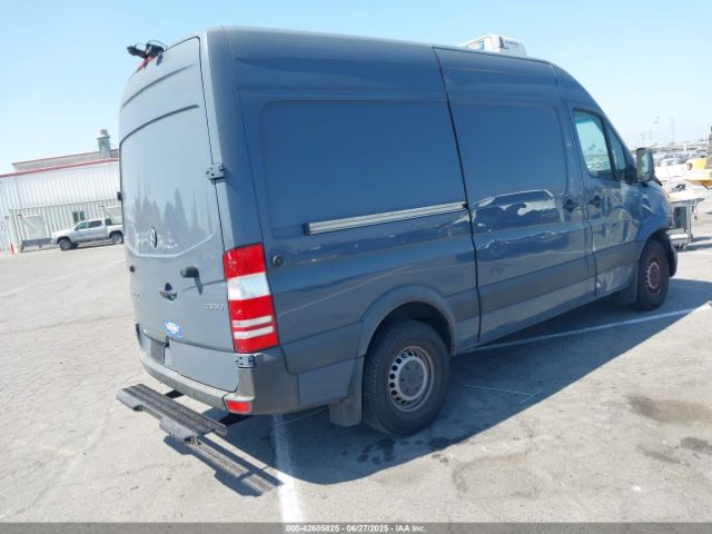 2018 MERCEDES-BENZ SPRINTER 2500 WD3PE7CDXJP629856 Photo 3