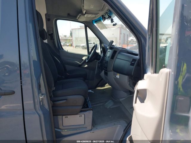 2018 MERCEDES-BENZ SPRINTER 2500 WD3PE7CDXJP629856 Photo 4