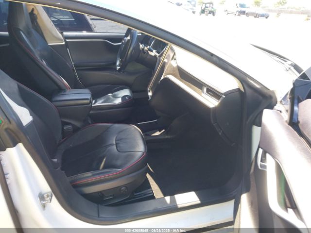 2013 TESLA MODEL S 5YJSA1DP5DFP16614 Photo 4