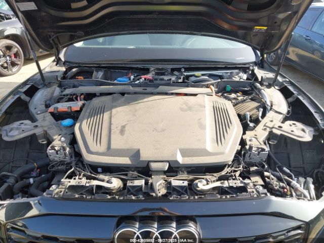 2024 AUDI Q8 E-TRON WA14AAGE1RB036748 Photo 9