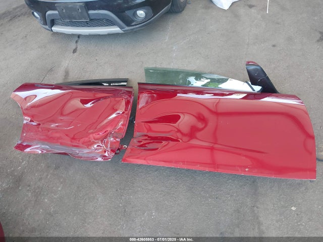 7SAYGAEE1SF263825 Tesla Model Y