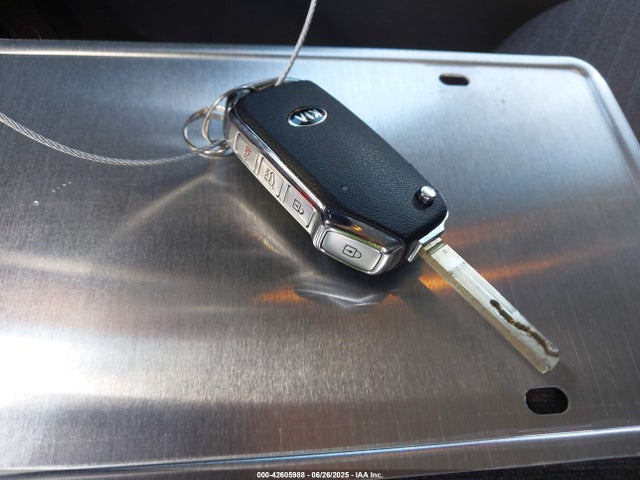 KNDJ23AU6M7777183 KIA mpi nu