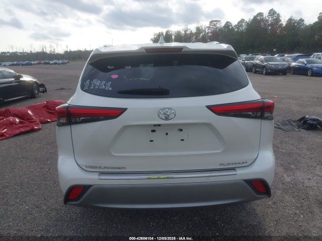 Aukcja sprzedaży 2021 Toyota Highlander Platinum, vin: 5TDFZRAHXMS038802, numer aukcji: 42606104