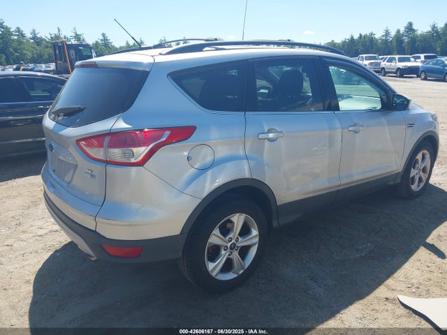 1FMCU9G9XEUD53111 Ford Escape