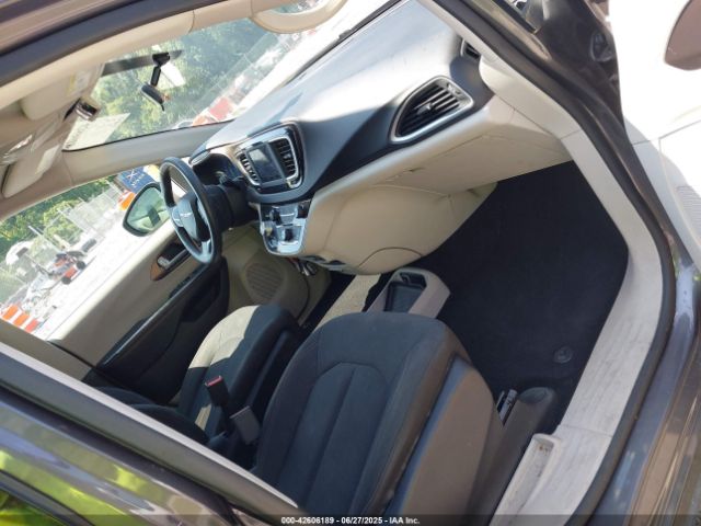 2018 CHRYSLER PACIFICA 2C4RC1CG2JR317136 Photo 4