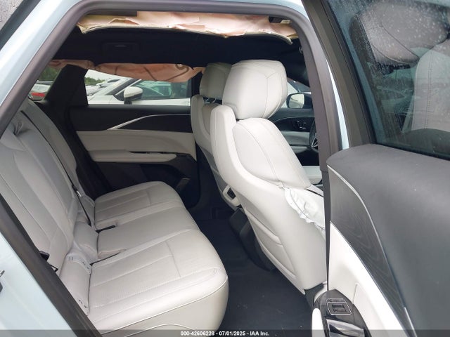 1GYKPTRK7RZ107723 Cadillac x0d + ec6