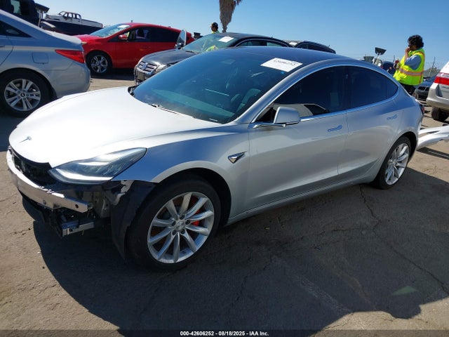 2018 TESLA MODEL 3 5YJ3E1EB4JF083384 Photo 1