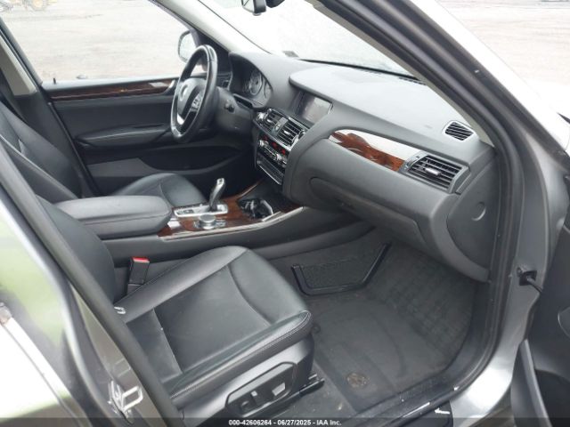 2017 BMW X3 5UXWX9C59H0T04634 Photo 4