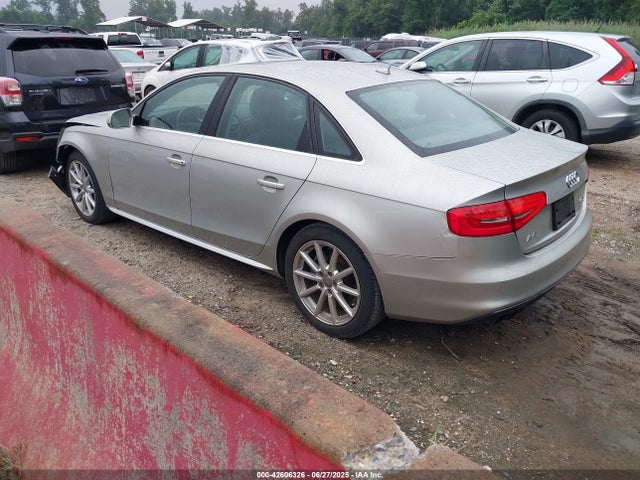 2014 AUDI A4 WAUKFAFL0EN008069 Photo 2