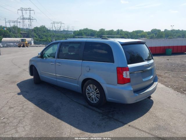 2013 CHRYSLER TOWN & COUNTRY 2C4RC1GG2DR515553 Photo 2