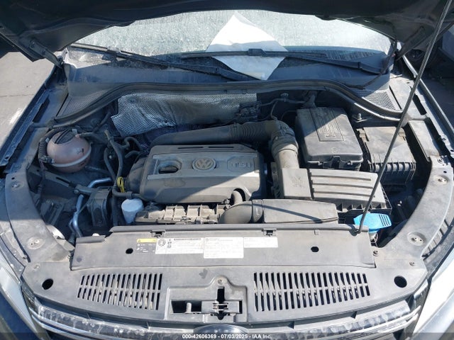 WVGAV7AX1FW506934 Volkswagen 2015