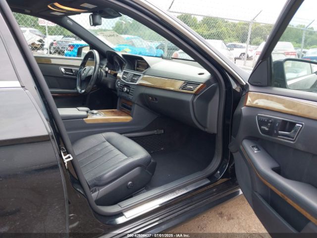 2011 MERCEDES-BENZ E 550 WDDHF9AB4BA415685 Photo 4
