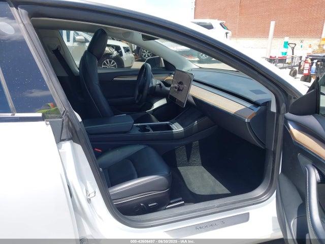 2023 TESLA MODEL 3 5YJ3E1EA8PF458421 Photo 4