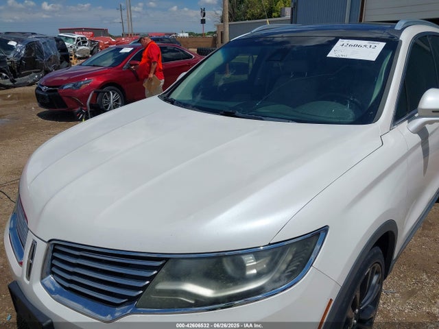 2LMPJ8LR7GBL63361 Lincoln MKX