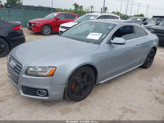 2011 AUDI A5 WAUWFAFR7BA082470 Photo 1